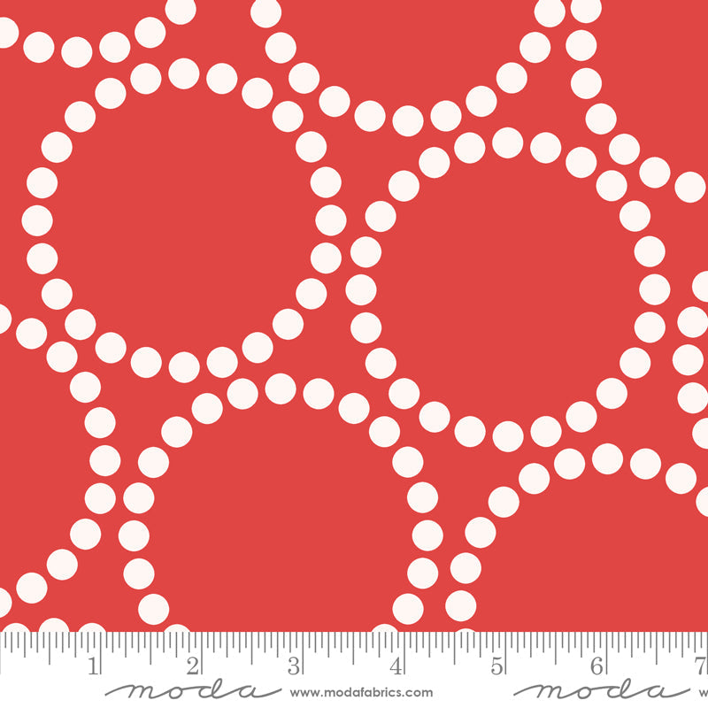 108 Pearl Bracelet - Red - Lizzy House - 108023 18 - Half Yard