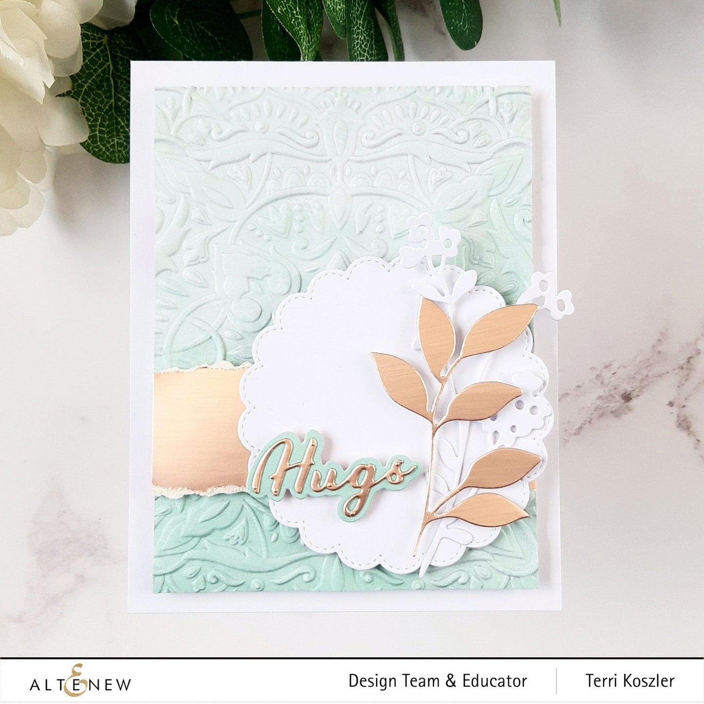 Scalloped Circles Hot Foil Plate Set